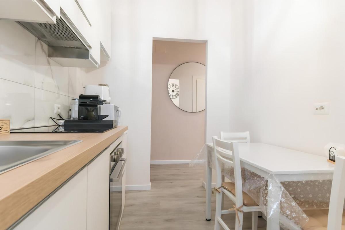 10 Min From Termini Sisters Cozy * Roma
