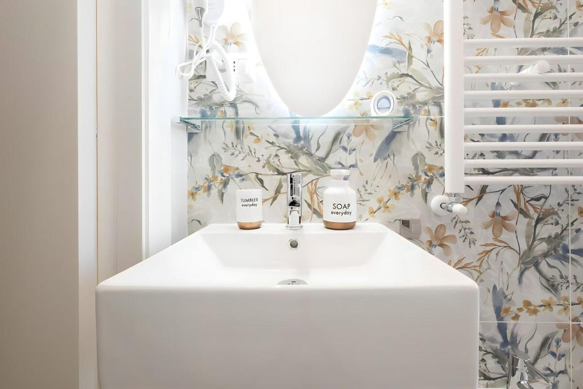 Apartamento 10 Min From Termini Sisters Cozy Roma