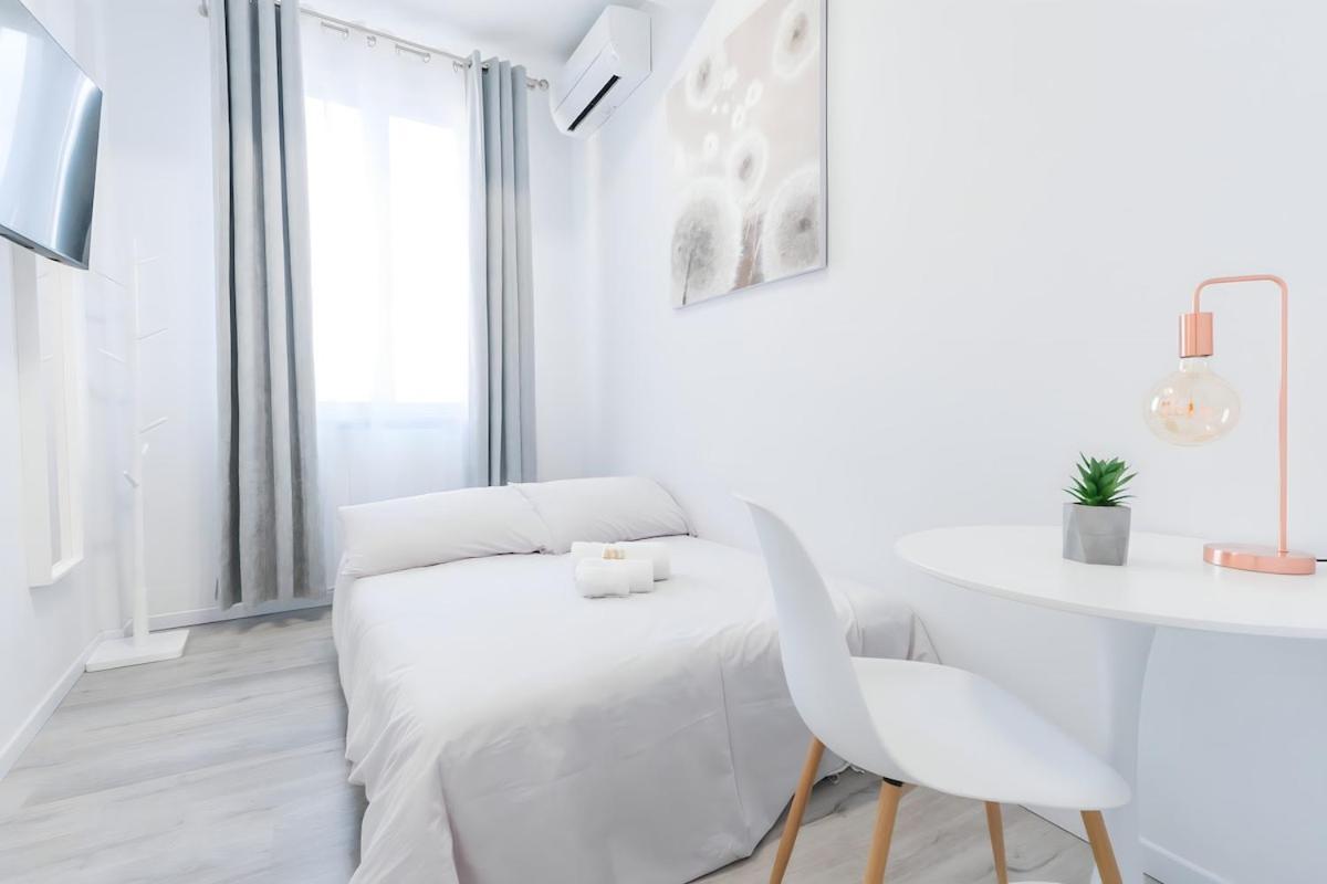 10 Min From Termini Sisters Cozy